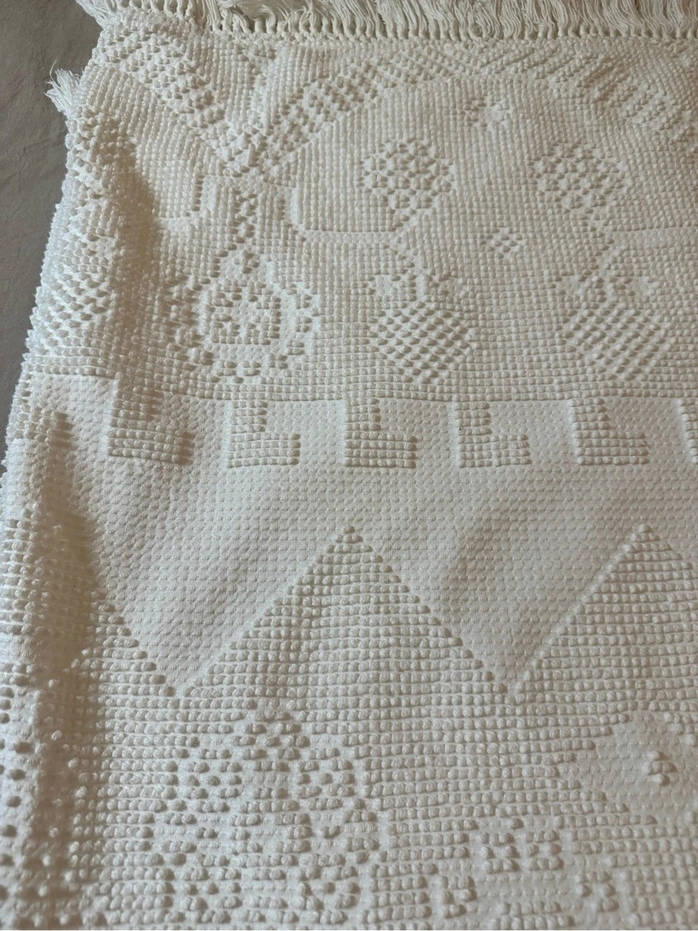 VTG Bates George Washington's Choice Twin Bedspread White Coverlet Fringe